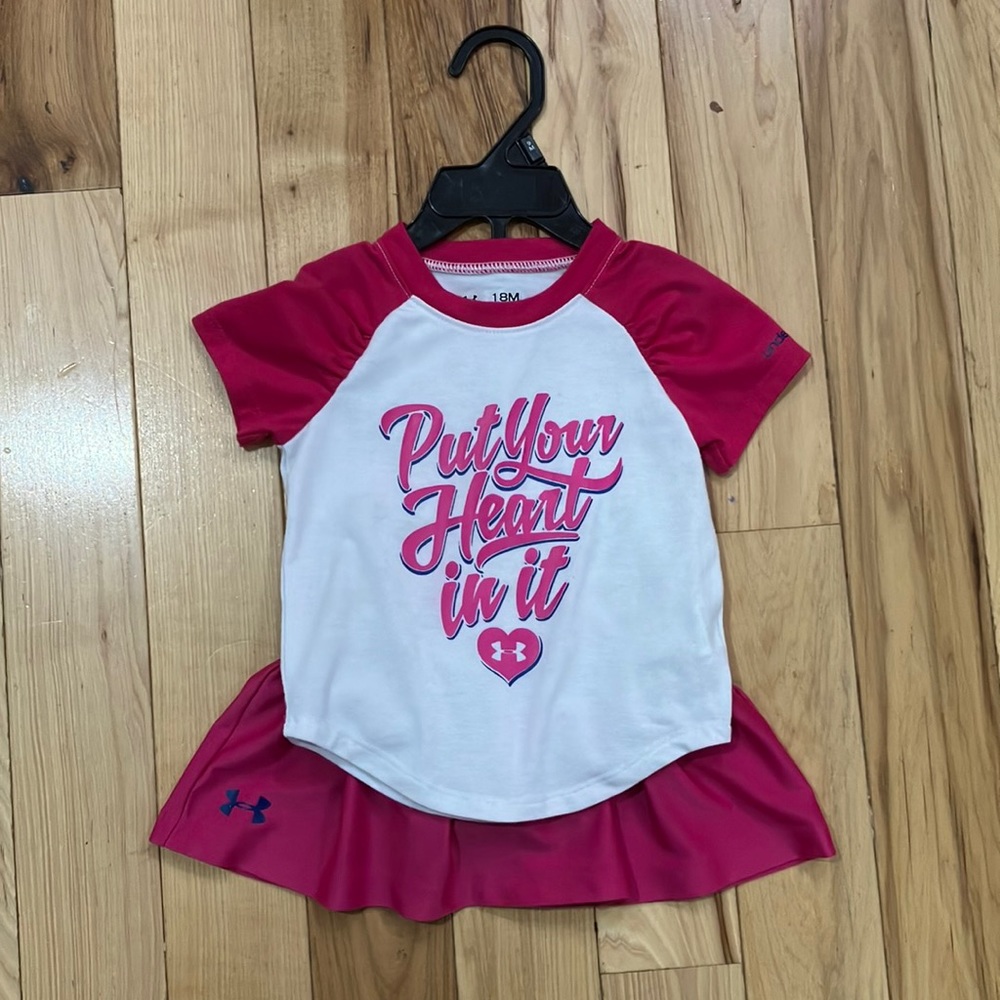 * Toddler girls Under Armour set 18m